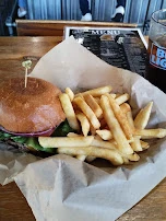 Classic Cheeseburger